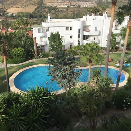 Apartamento Del Sol เอสเตโปนา ภายนอก รูปภาพ